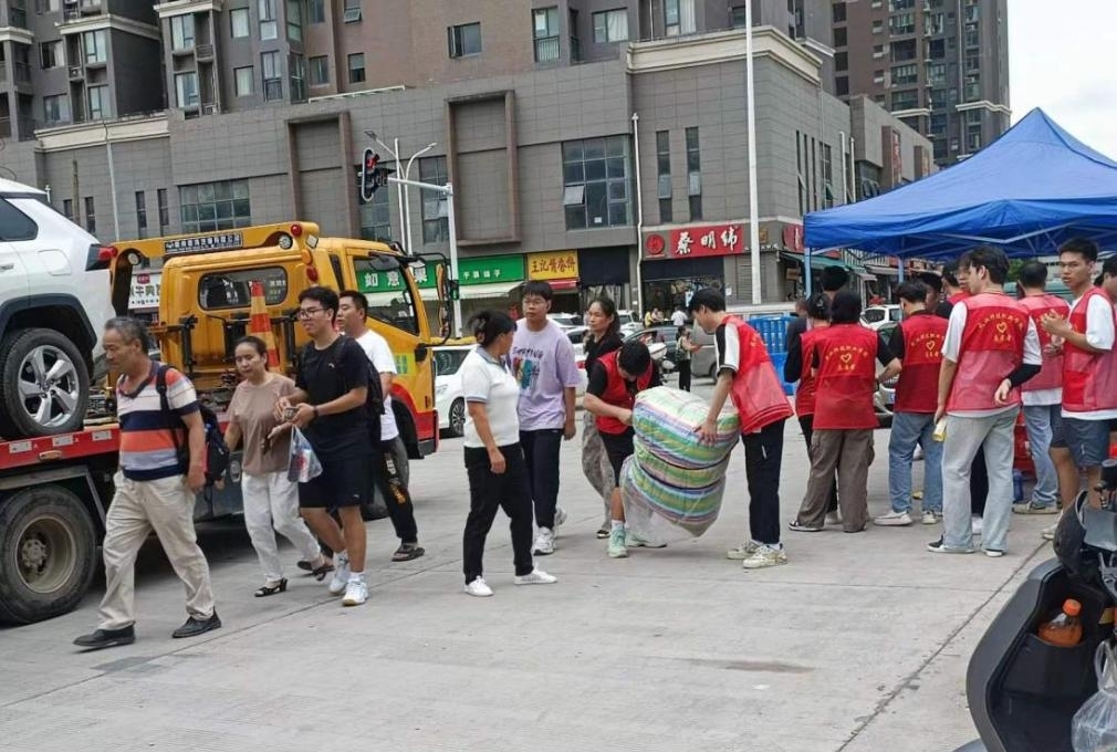 必赢官网顺利开展迎接2023级新生报道工作 必赢官网顺利开展迎接2023级新生报道工作