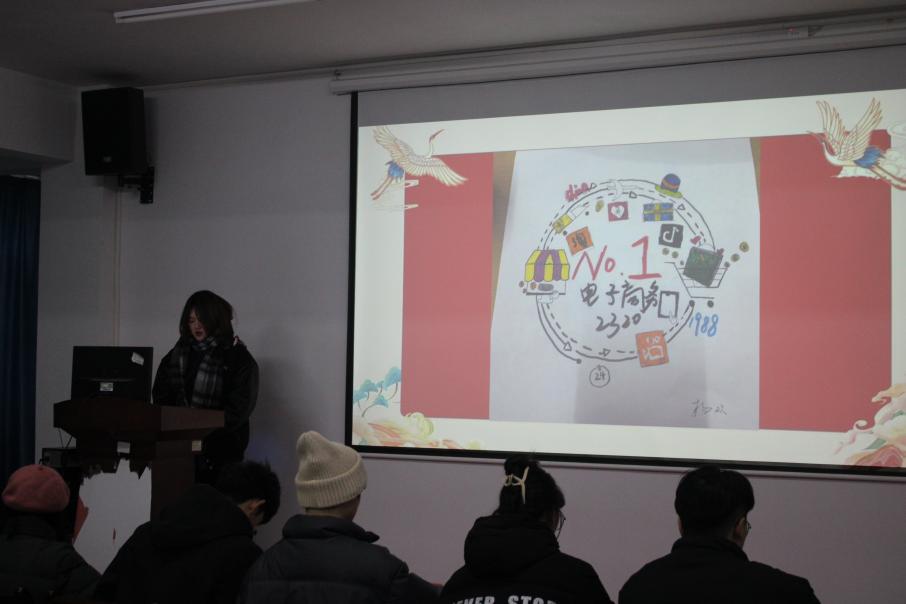 必赢nn699net官网2023年班徽、黑板报设计大赛顺利开展 必赢nn699net官网2023年班徽、黑板报设计大赛顺利开展