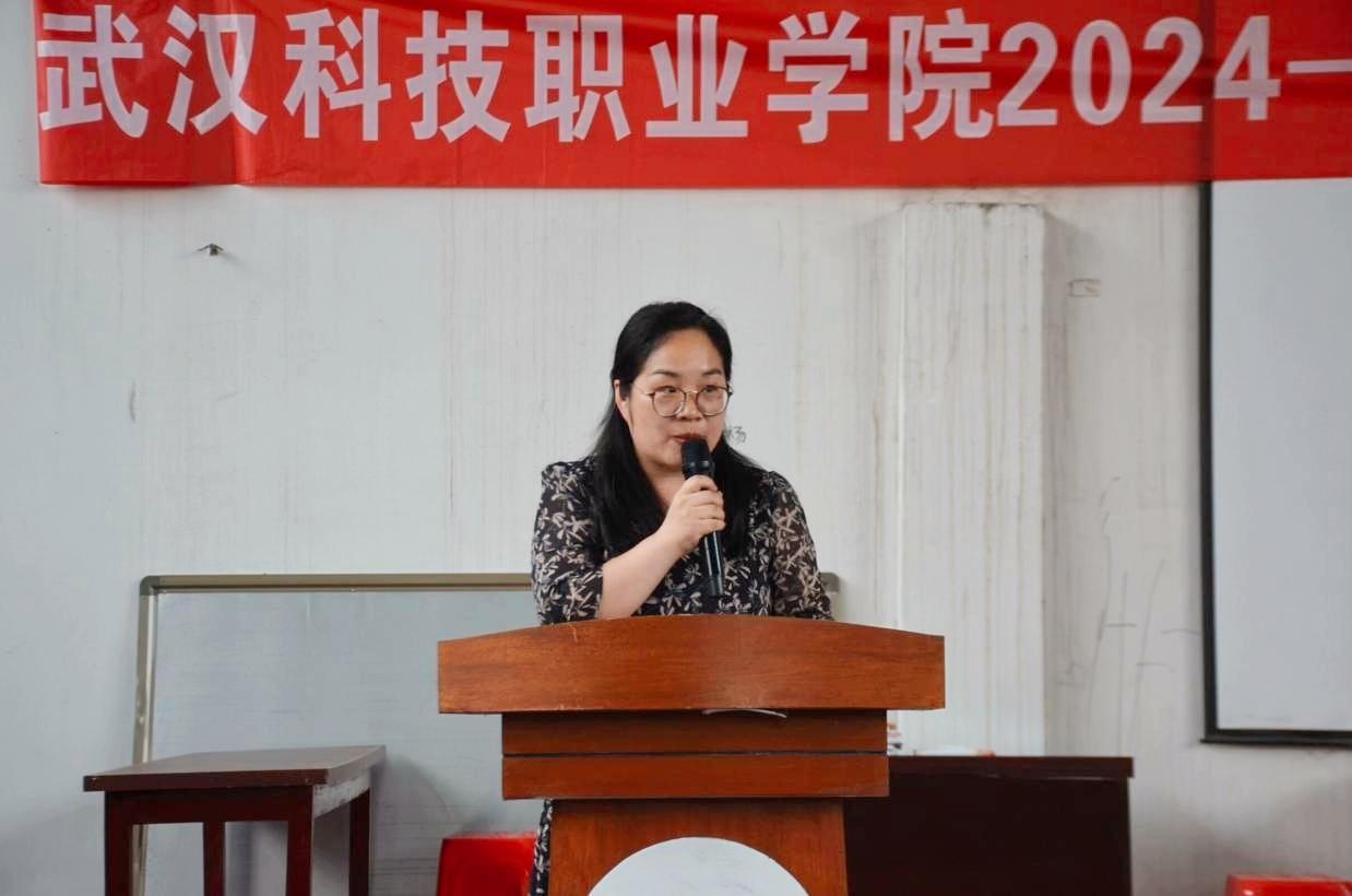 以青春之名，赴时代之约 ——必赢nn699net官网2024-2025学年“五四”表彰大会暨文艺汇演隆重举办