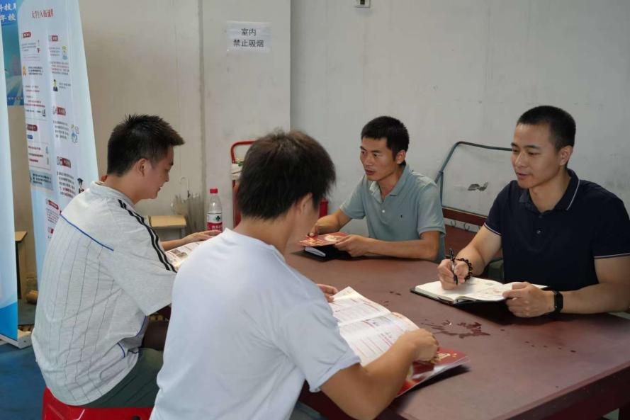 青春启航 梦想绽放——必赢nn699net官网2025届毕业季