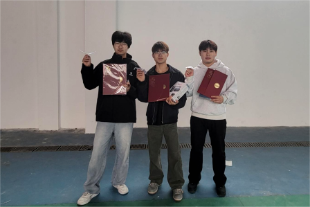 纸尖飞扬,创意无限——必赢官网举办2025年纸飞机大赛 纸尖飞扬,创意无限——必赢官网举办2025年纸飞机大赛