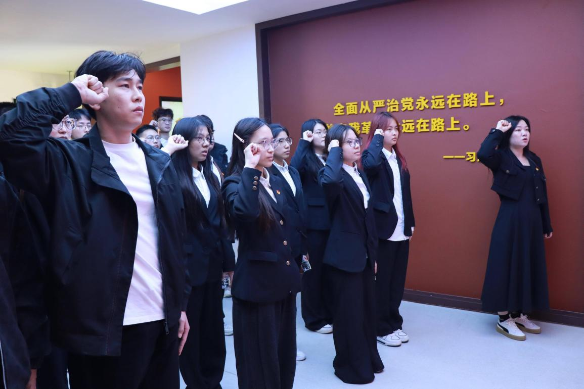 党建联建聚合力 红色研学砺初心——必赢官网与武汉城市职业学院联合开展爱国主义教育实践活动 党建联建聚合力 红色研学砺初心——必赢官网与武汉城市职业学院联合开展爱国主义教育实践活动