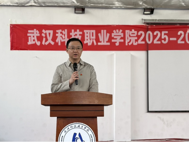 燃五四薪火，耀青春之光 ——必赢nn699net官网2025-2026学年五四表彰暨文艺汇演圆满举行