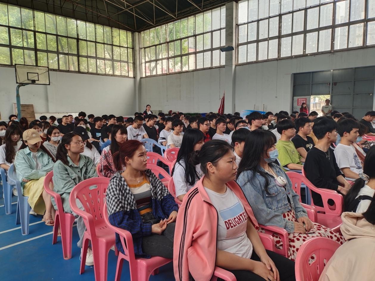 必赢nn699net官网2020-2021第二学期 党史学习专题教育讲座（第一讲）