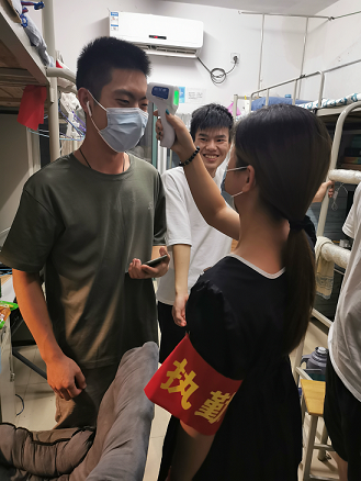 学工处深入开展开学教育,坚决上好开学第一课 学工处深入开展开学教育,坚决上好开学第一课