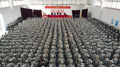 挥洒激情,释放青春 挥洒激情,释放青春