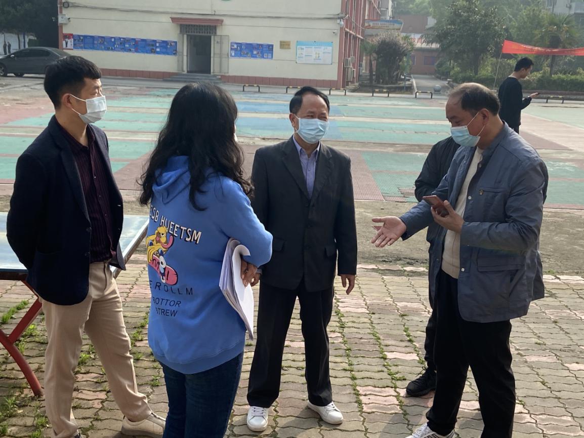 学校开展新冠疫苗集中接种工作 学校开展新冠疫苗集中接种工作