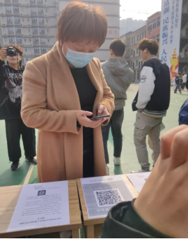 人人都献出一点爱,人生将变得更美好 ——为黎承航同学募捐 人人都献出一点爱,人生将变得更美好 ——为黎承航同学募捐